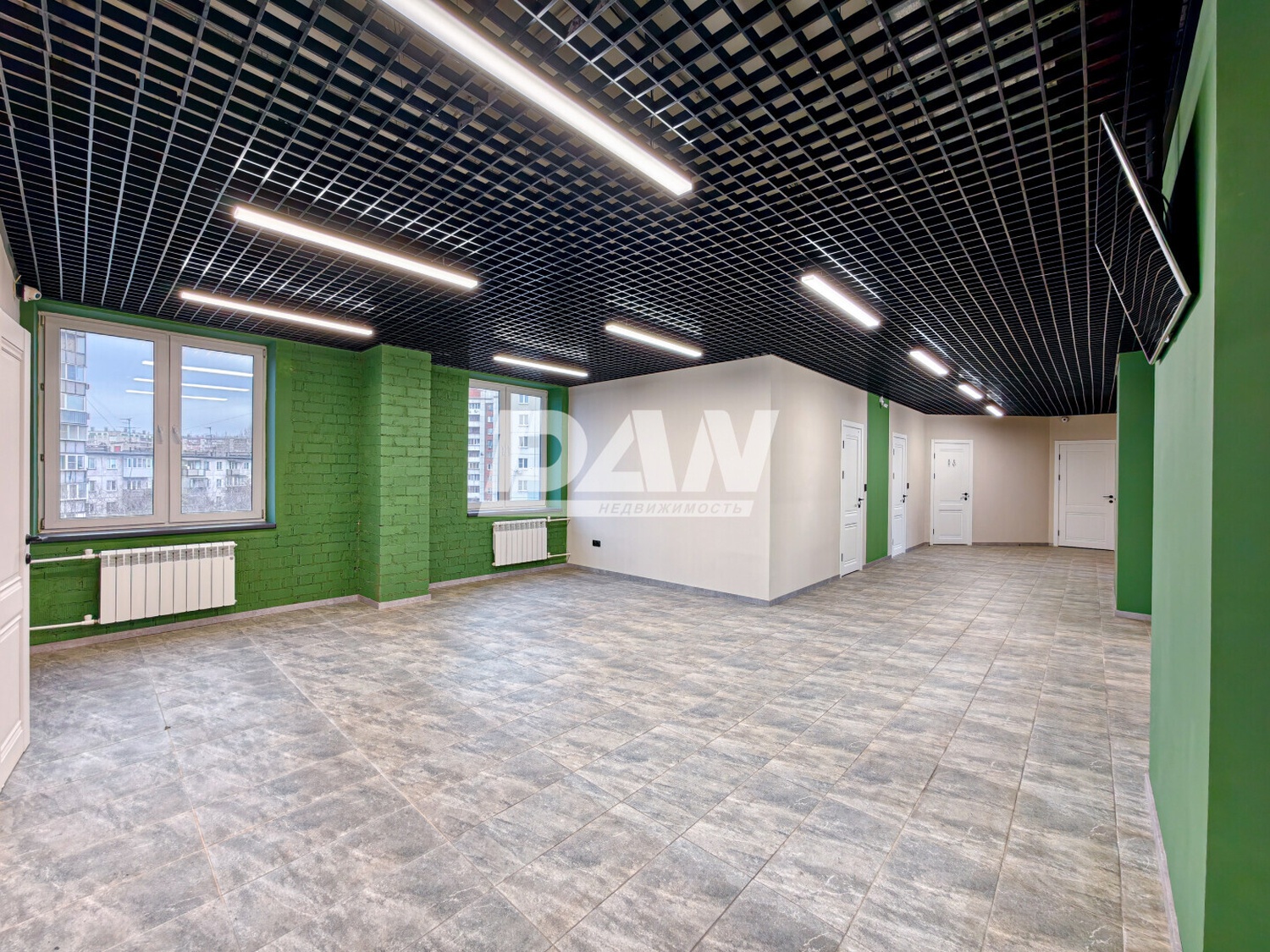 Помещение свободного назначения 321 м²