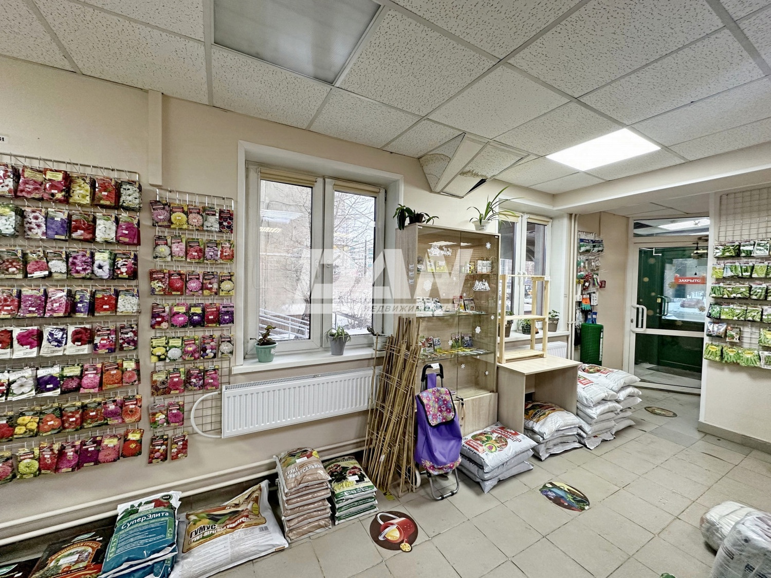 Торговое помещение 85 м²