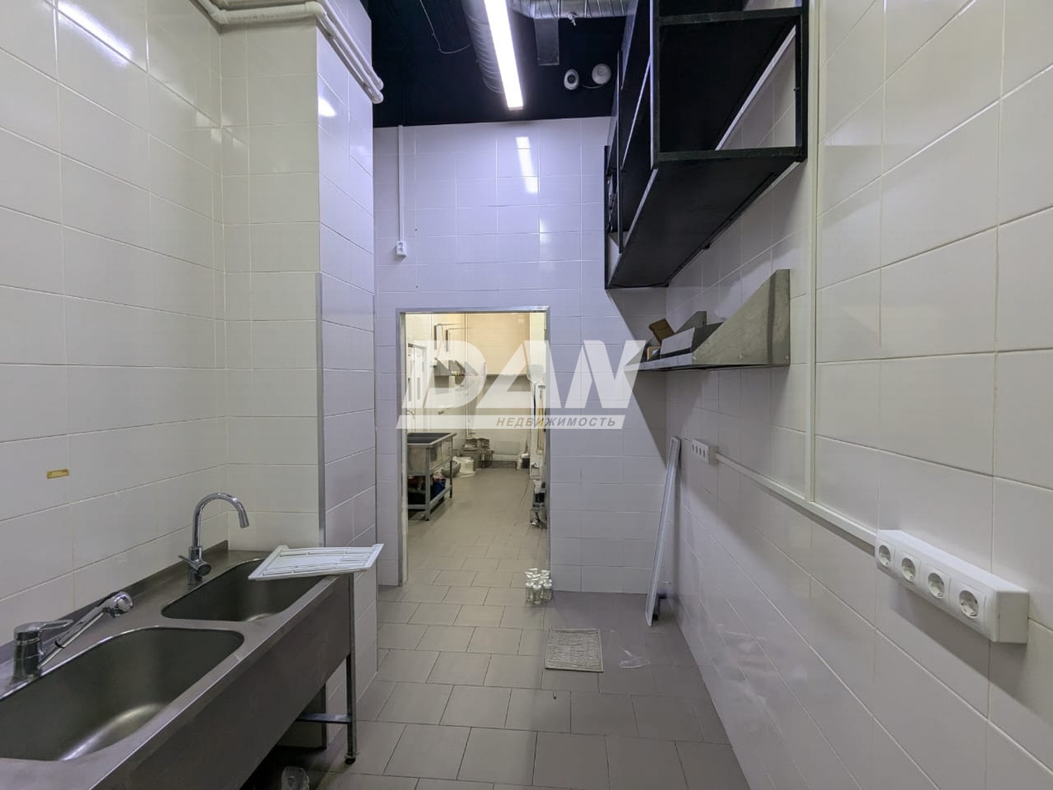 Помещение свободного назначения 102 м²