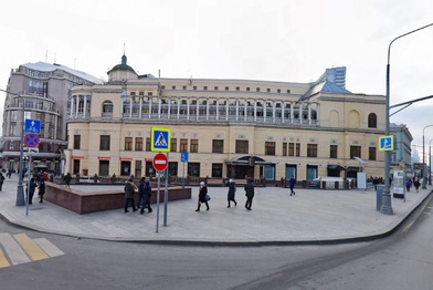 Группа ВТБ продала на торгах здание столичного ресторана «Прага»