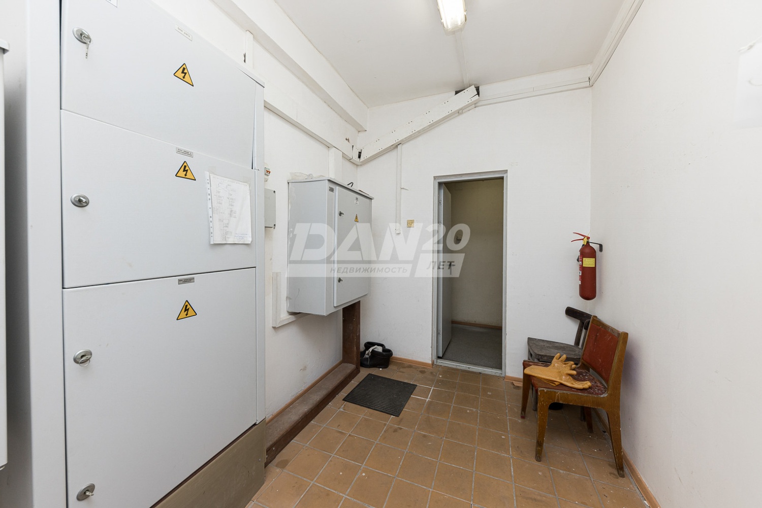 Помещение свободного назначения 1380 м²