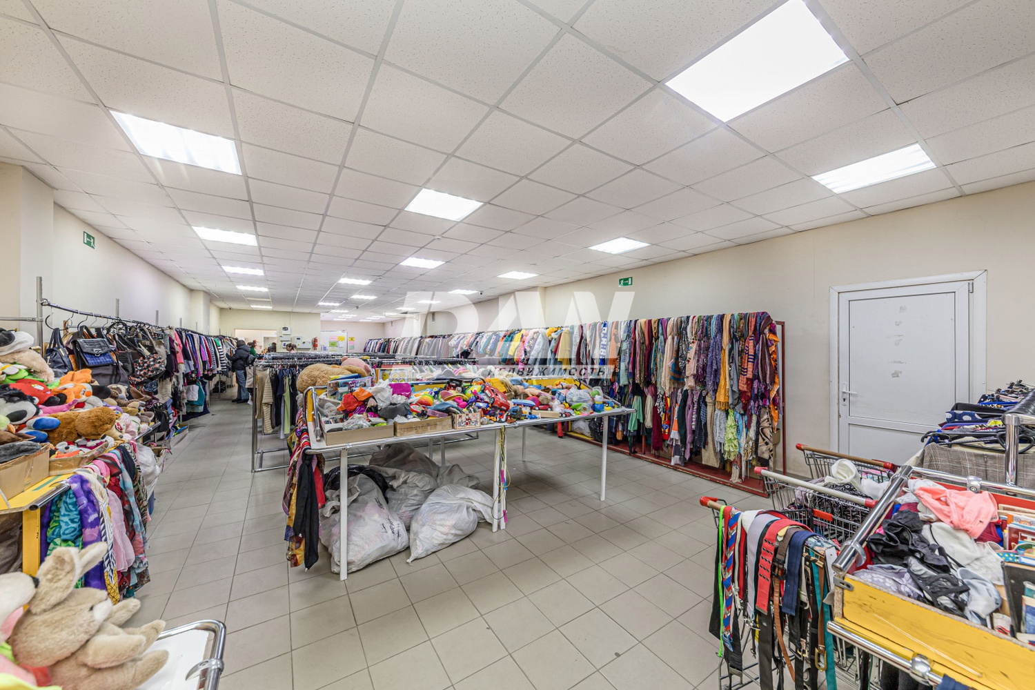 Торговая площадь 267,1 м²