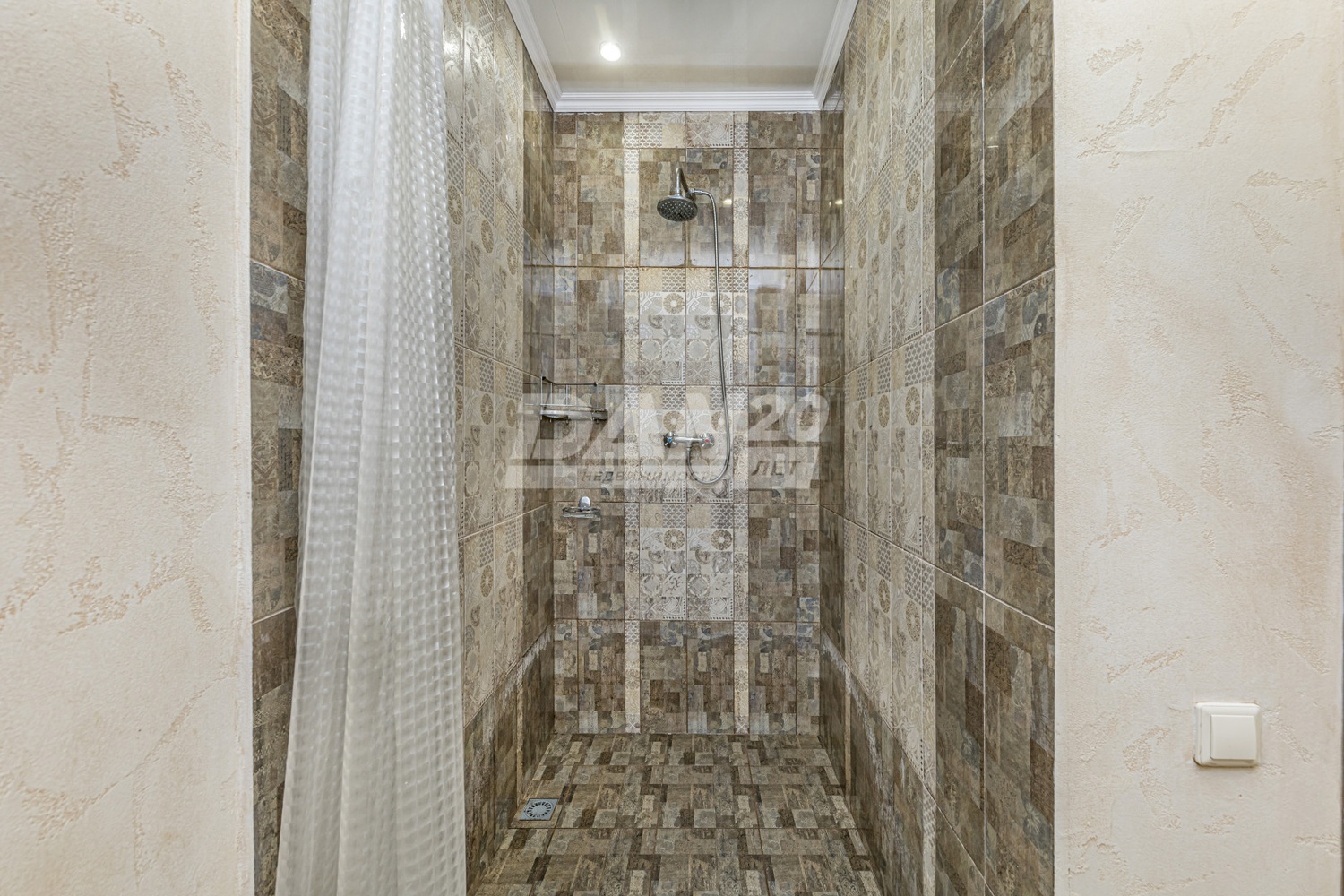 Помещение свободного назначения 818,6 м²