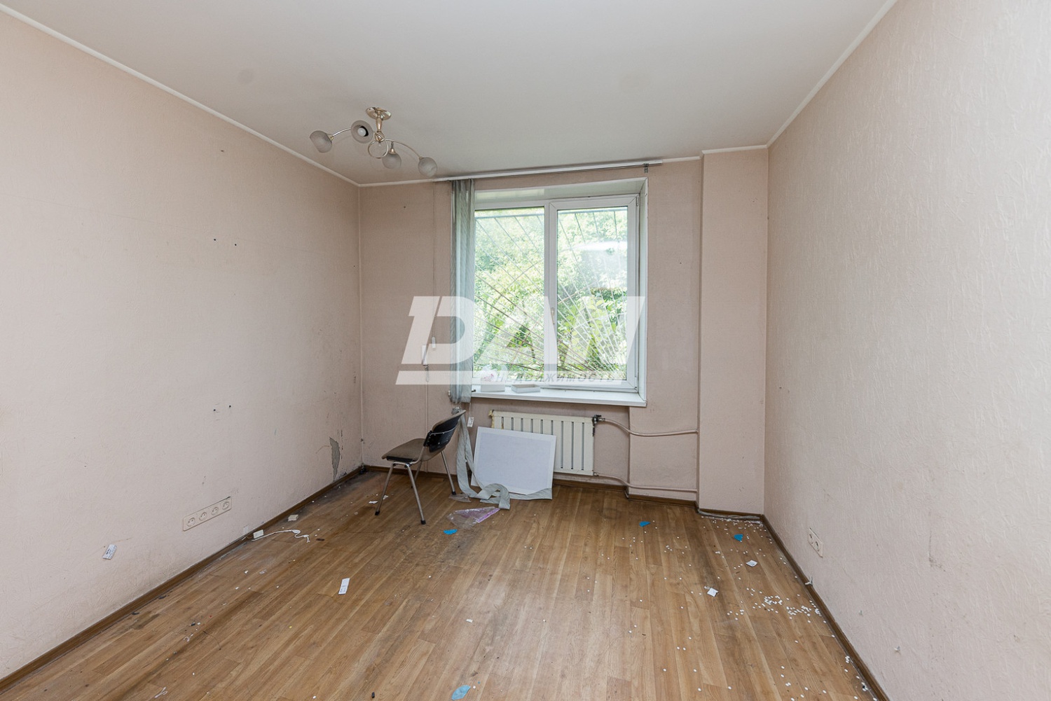 Торговое помещение 300 м²