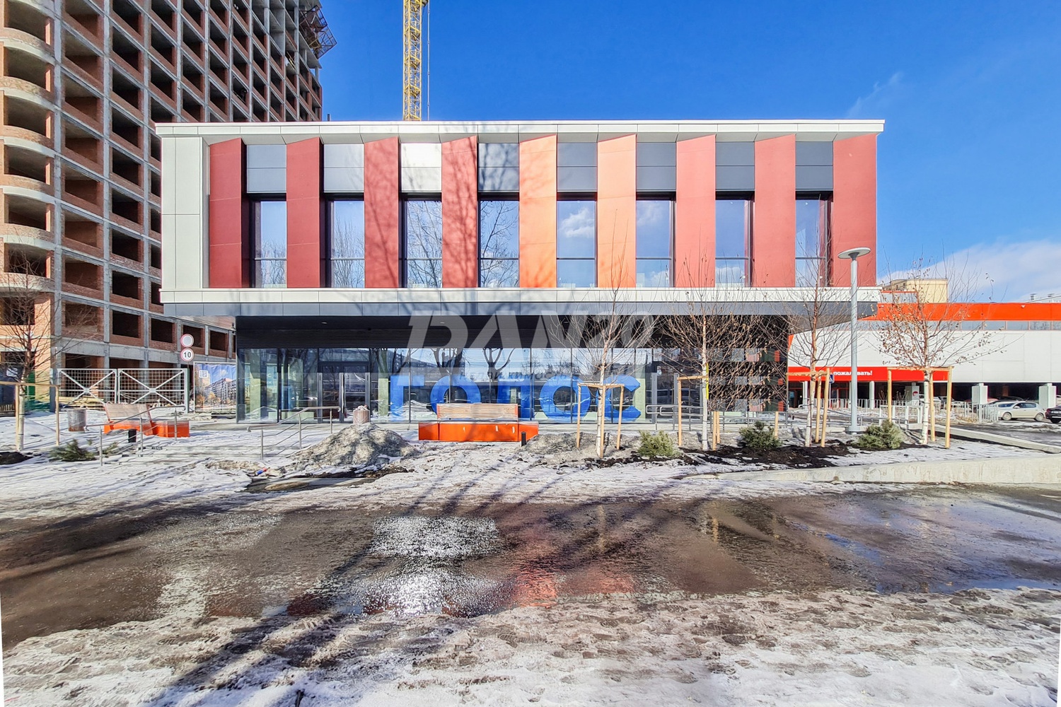 Торговая площадь 459,6 м²