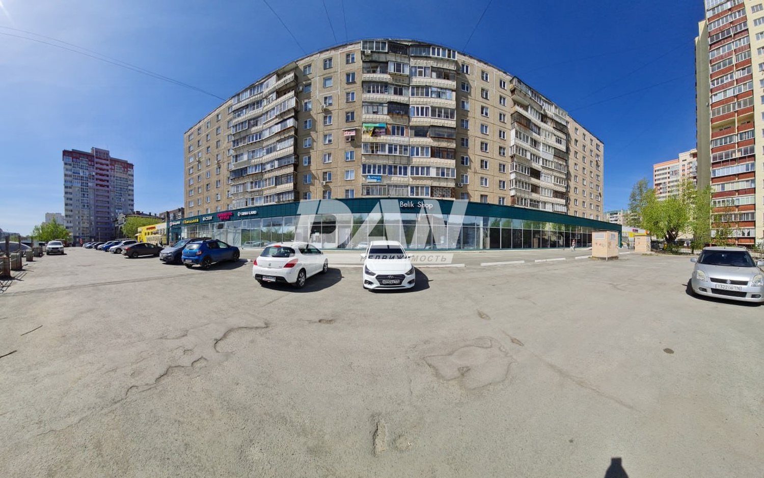 Торговая площадь 3431 м²