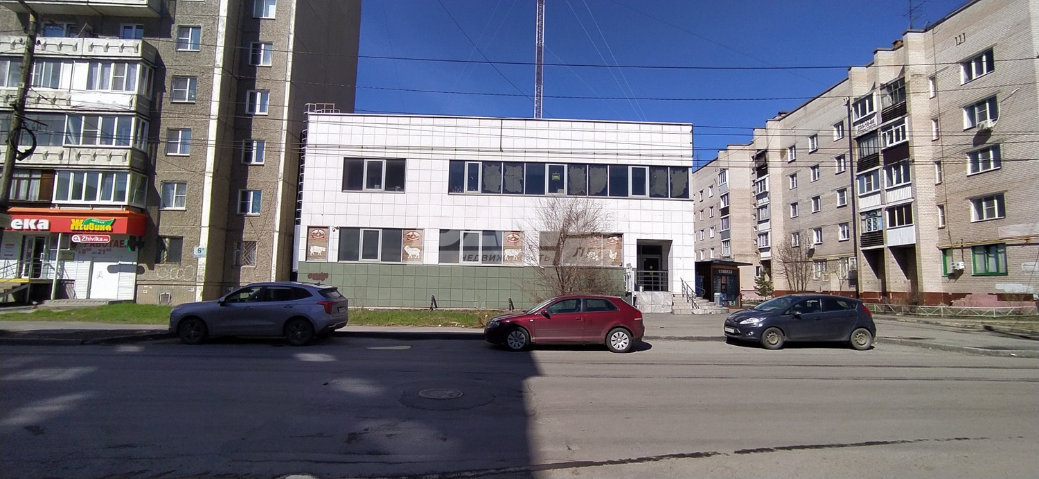 Помещение свободного назначения 215,2 м²