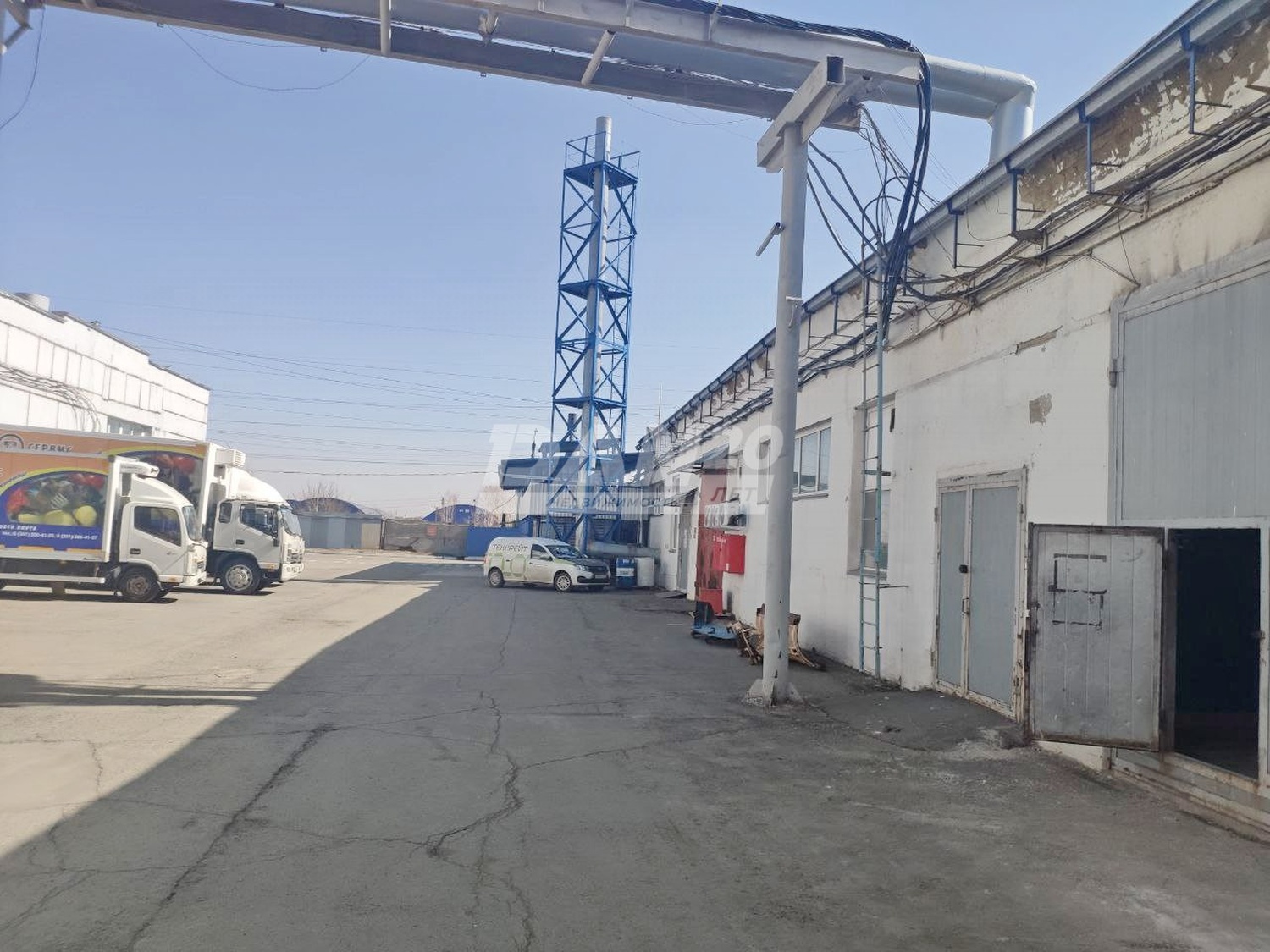 Склад 301 м²