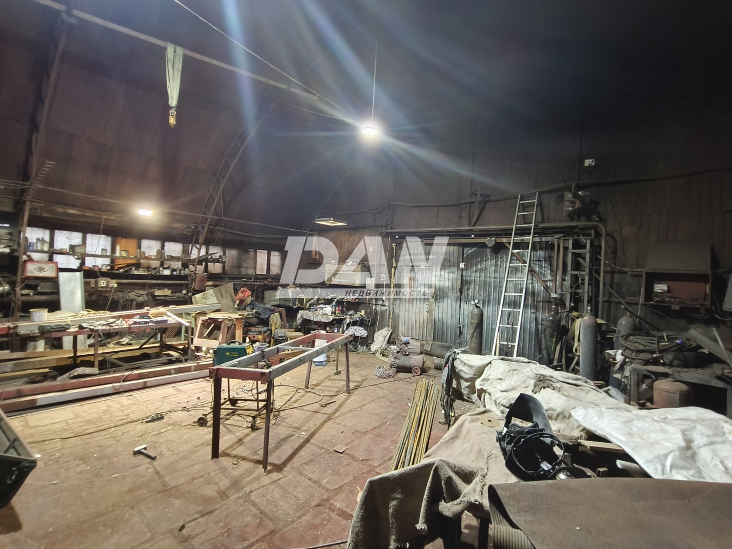 Производственное помещение 453 м²