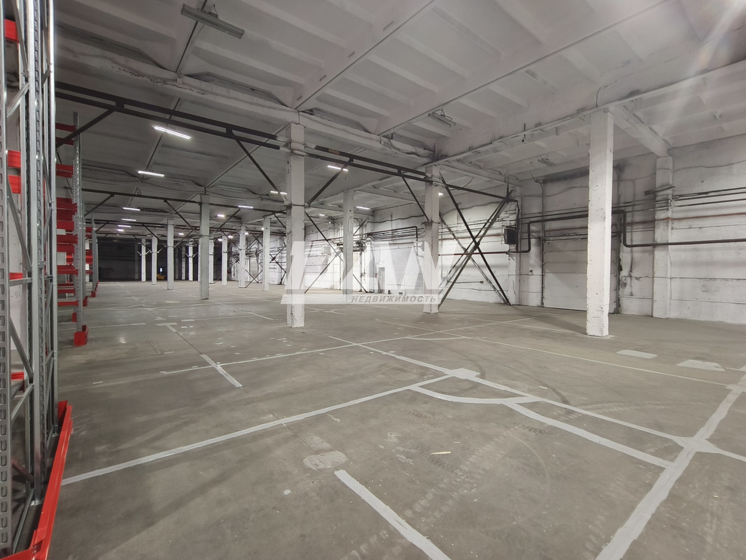 Склад 7468 м²