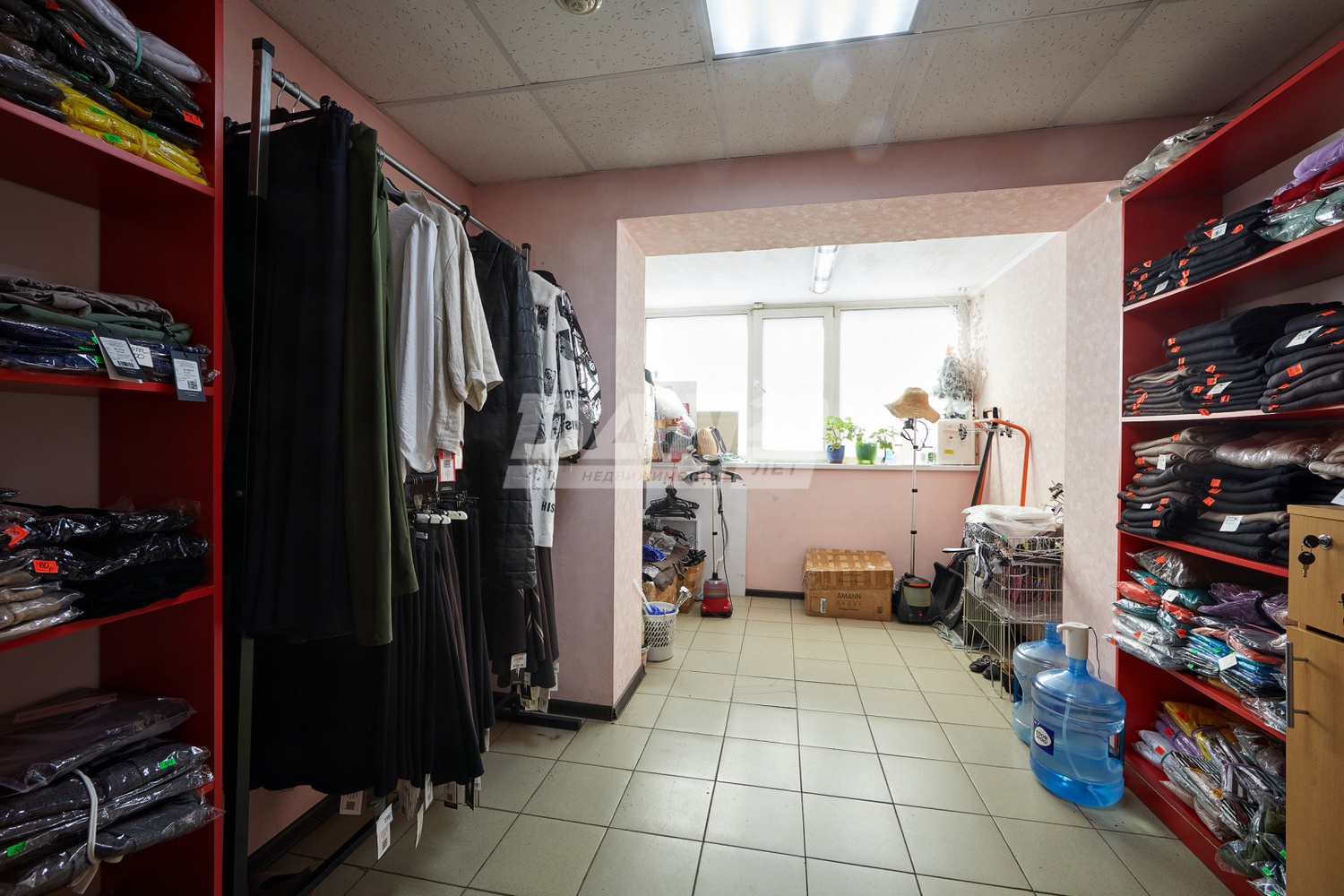 Торговая площадь 72,7 м²