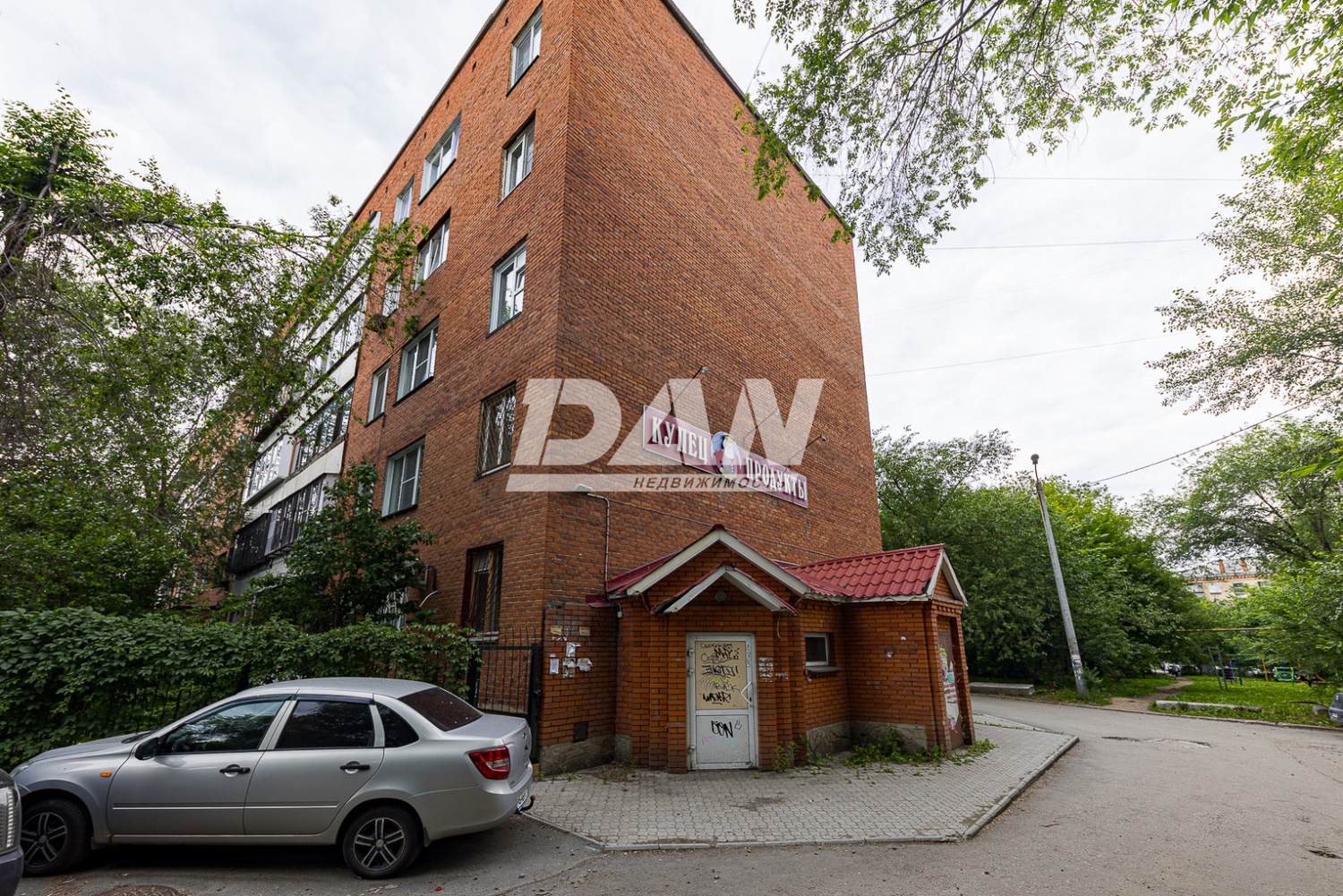 Торговая площадь 95 м²