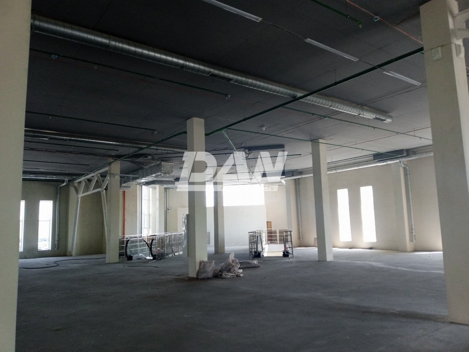 Помещение свободного назначения 400 м²