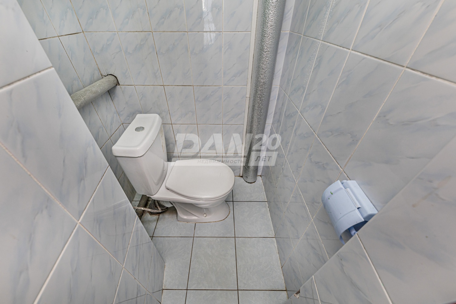 Помещение свободного назначения 818,6 м²