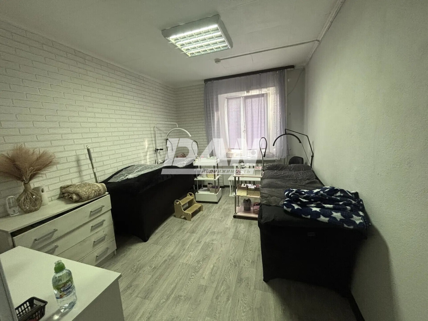 Торговая площадь 71 м²