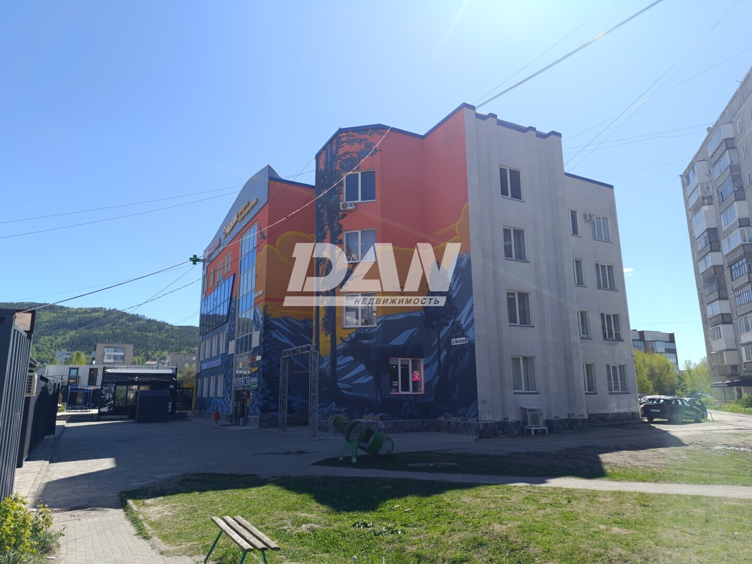 Помещение свободного назначения 407,9 м²