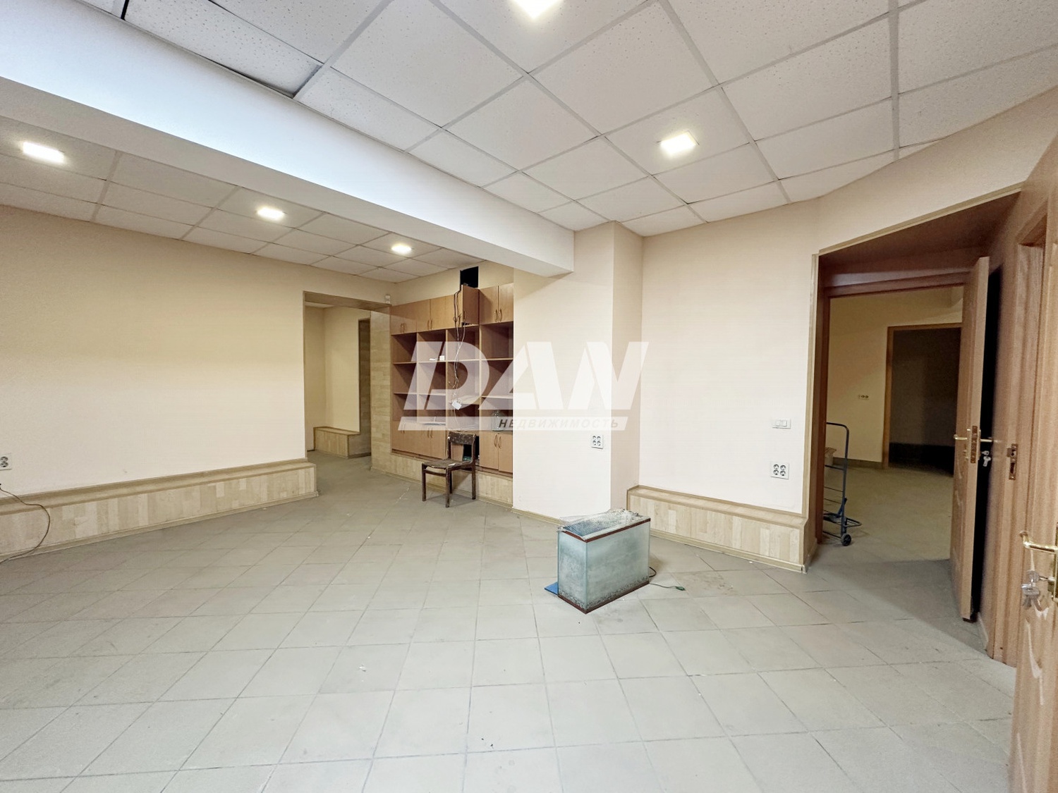 Помещение свободного назначения 187 м²