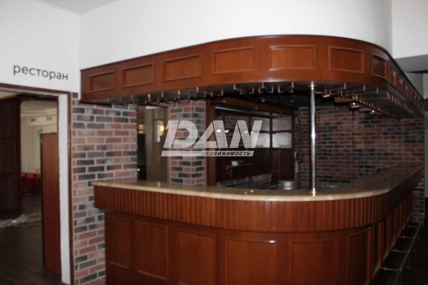 Помещение свободного назначения 897,7 м²