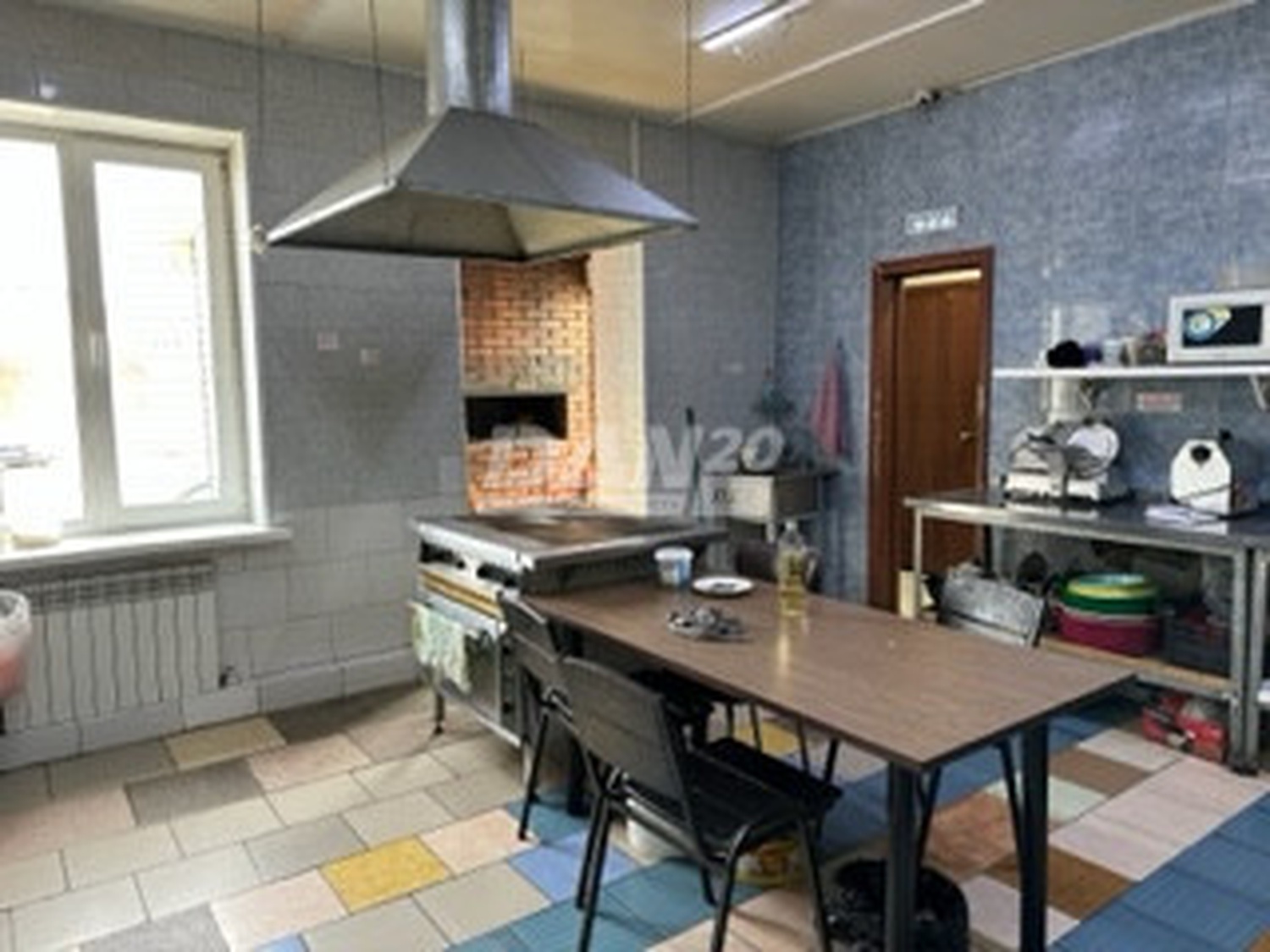 Помещение свободного назначения 839,9 м²