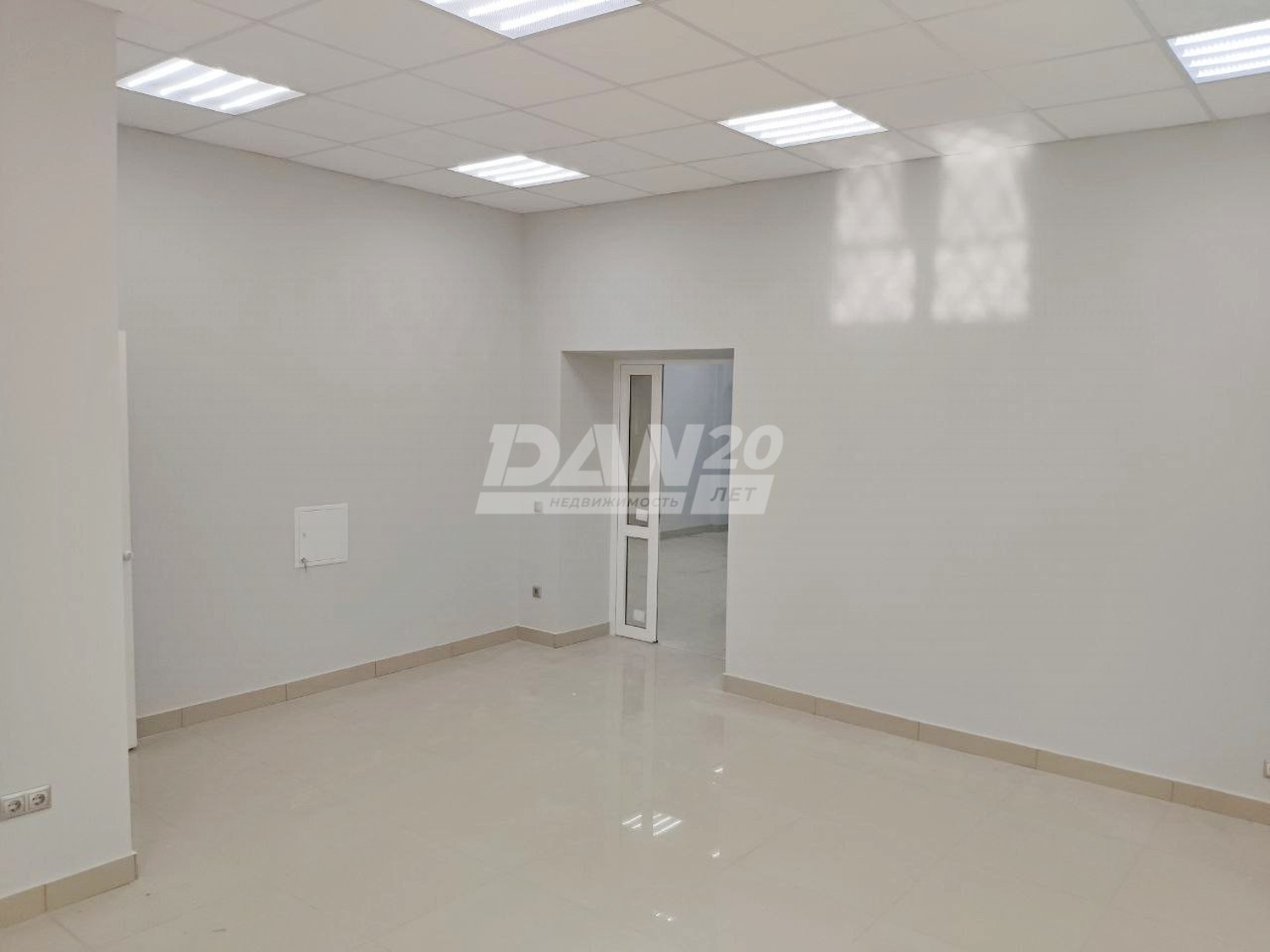 Торговое помещение 241 м²