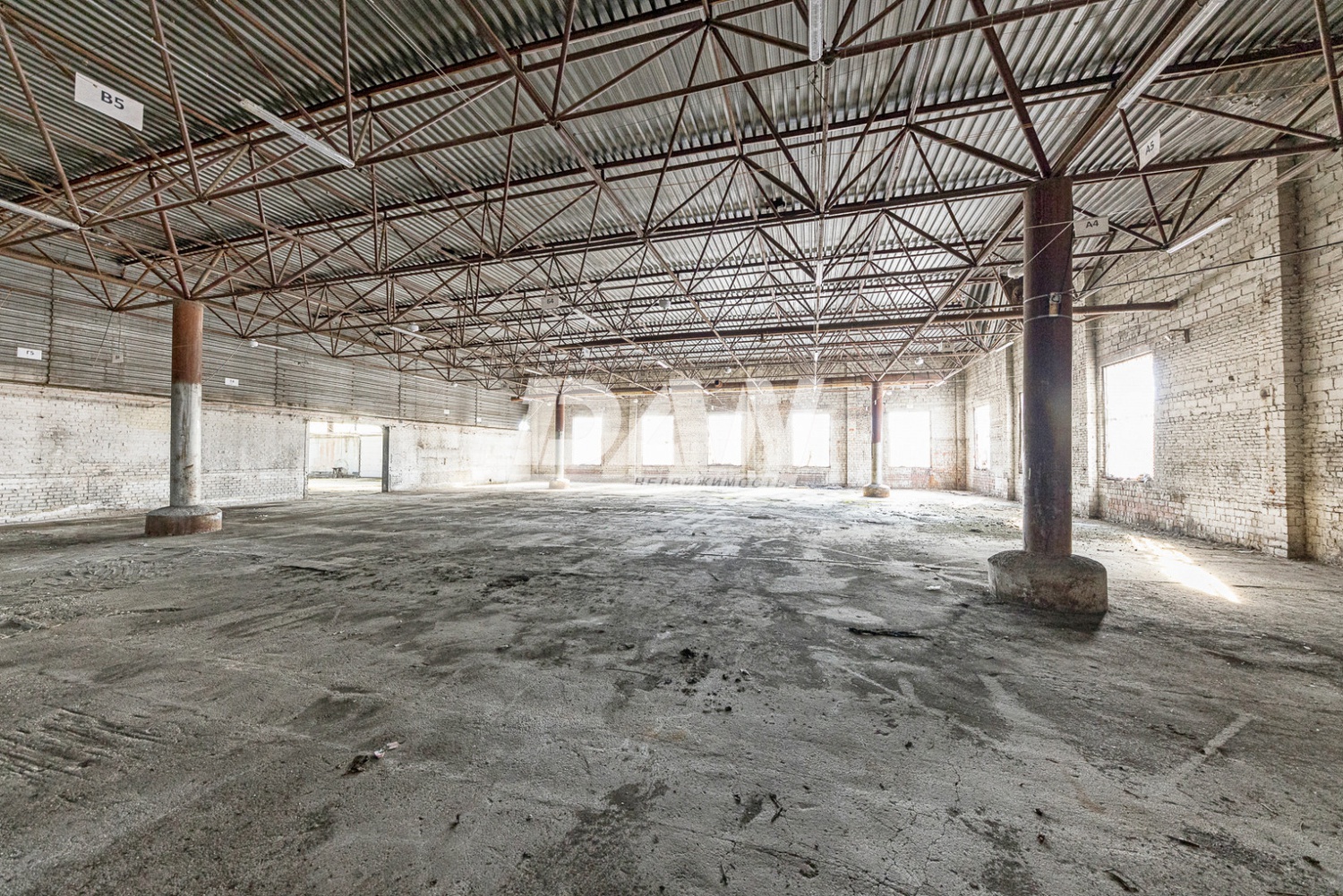 Склад 4744,7 м²