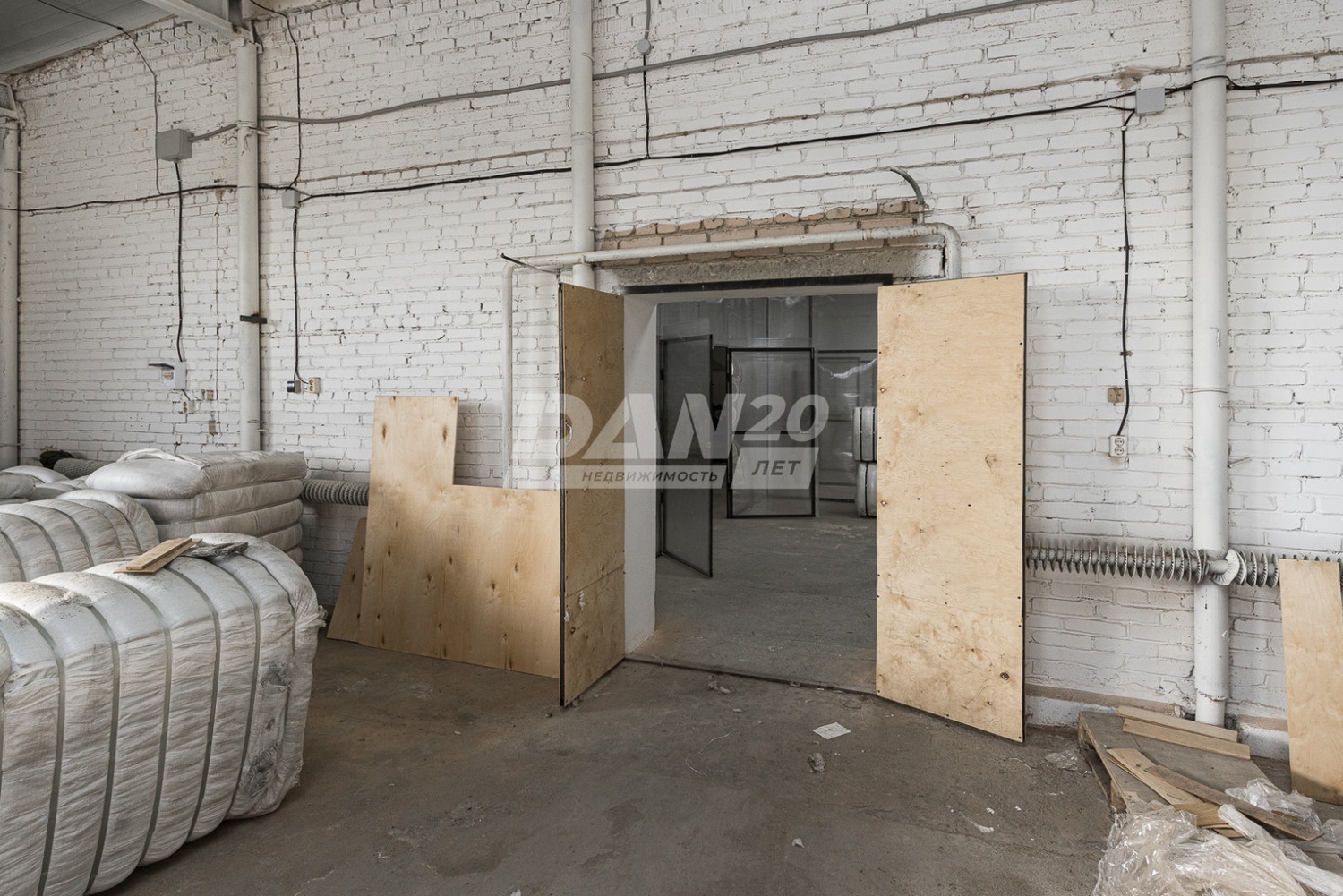 Производственное помещение 1200 м²