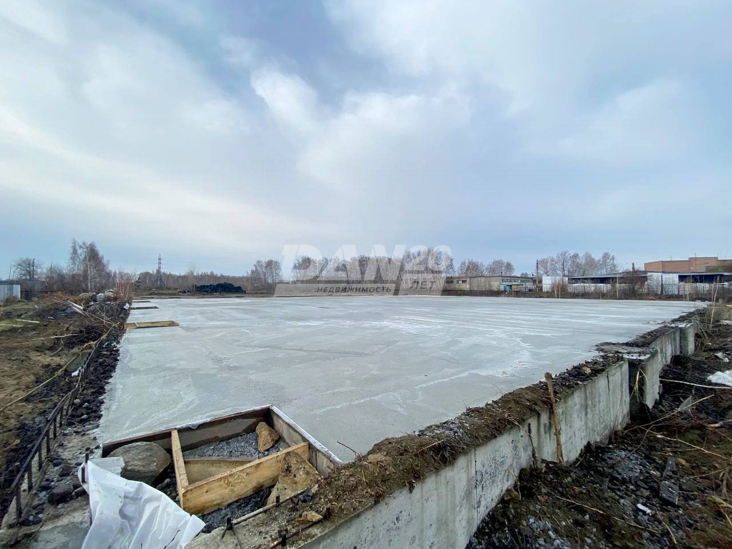 Склад 1700 м²