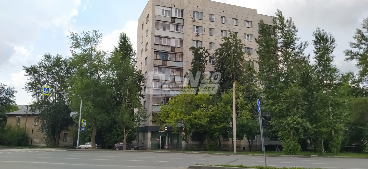 Торговая площадь 102 м²