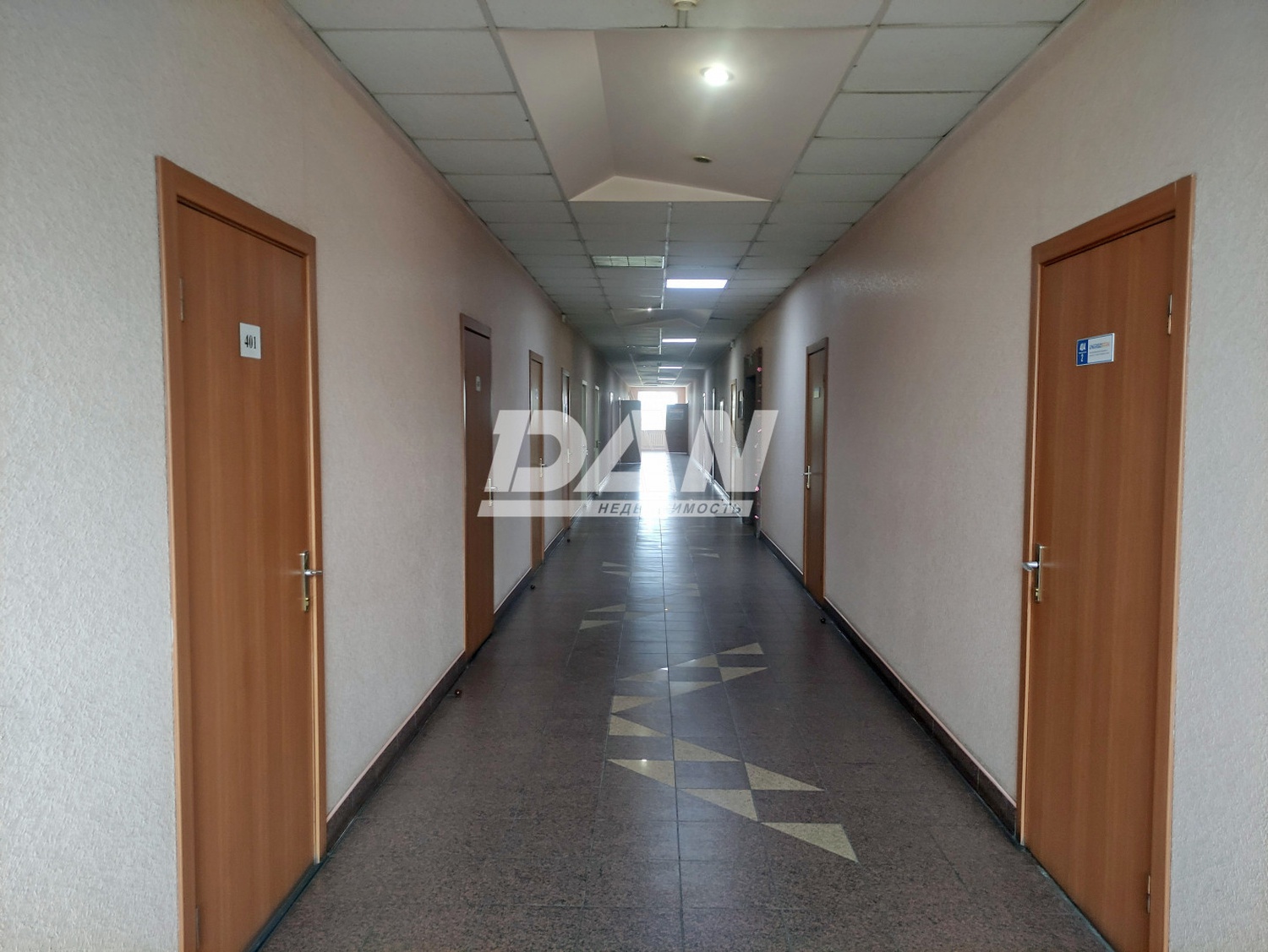 Офис 1030,2 м²