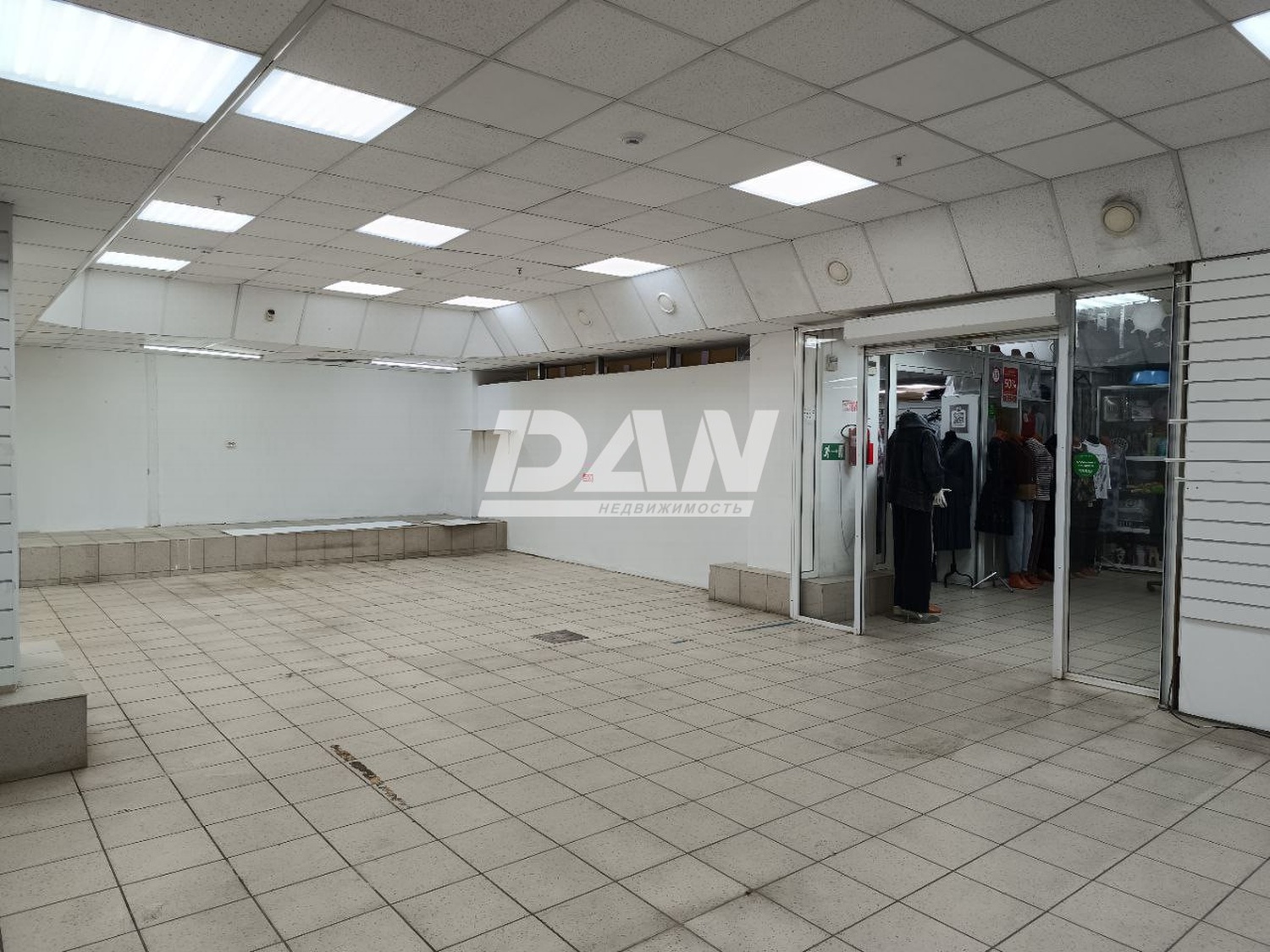 Торговое помещение 97 м²
