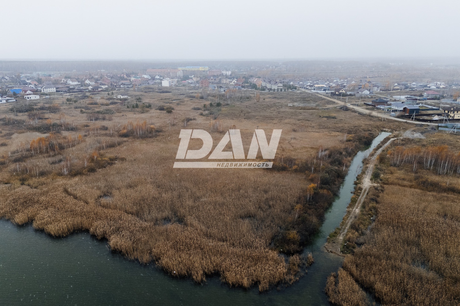 Земельный участок 142000 м²