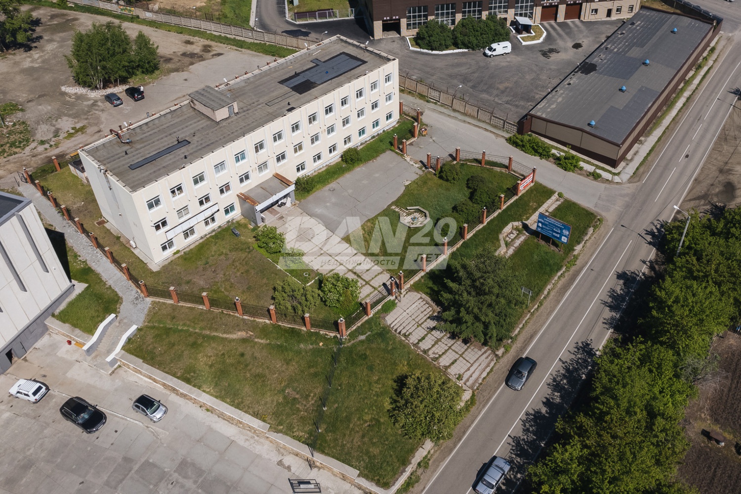 Помещение свободного назначения 1380 м²