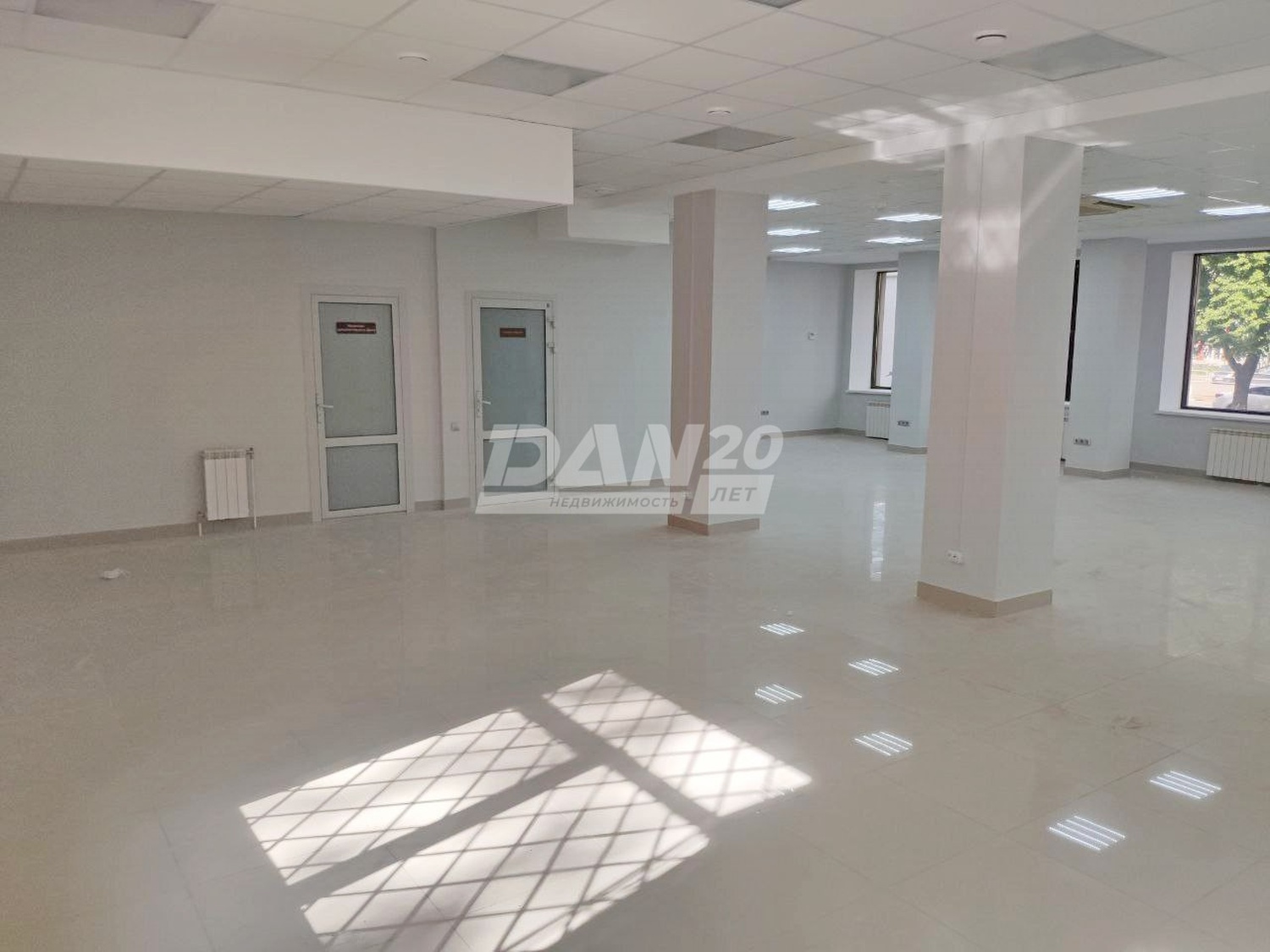 Торговое помещение 241 м²