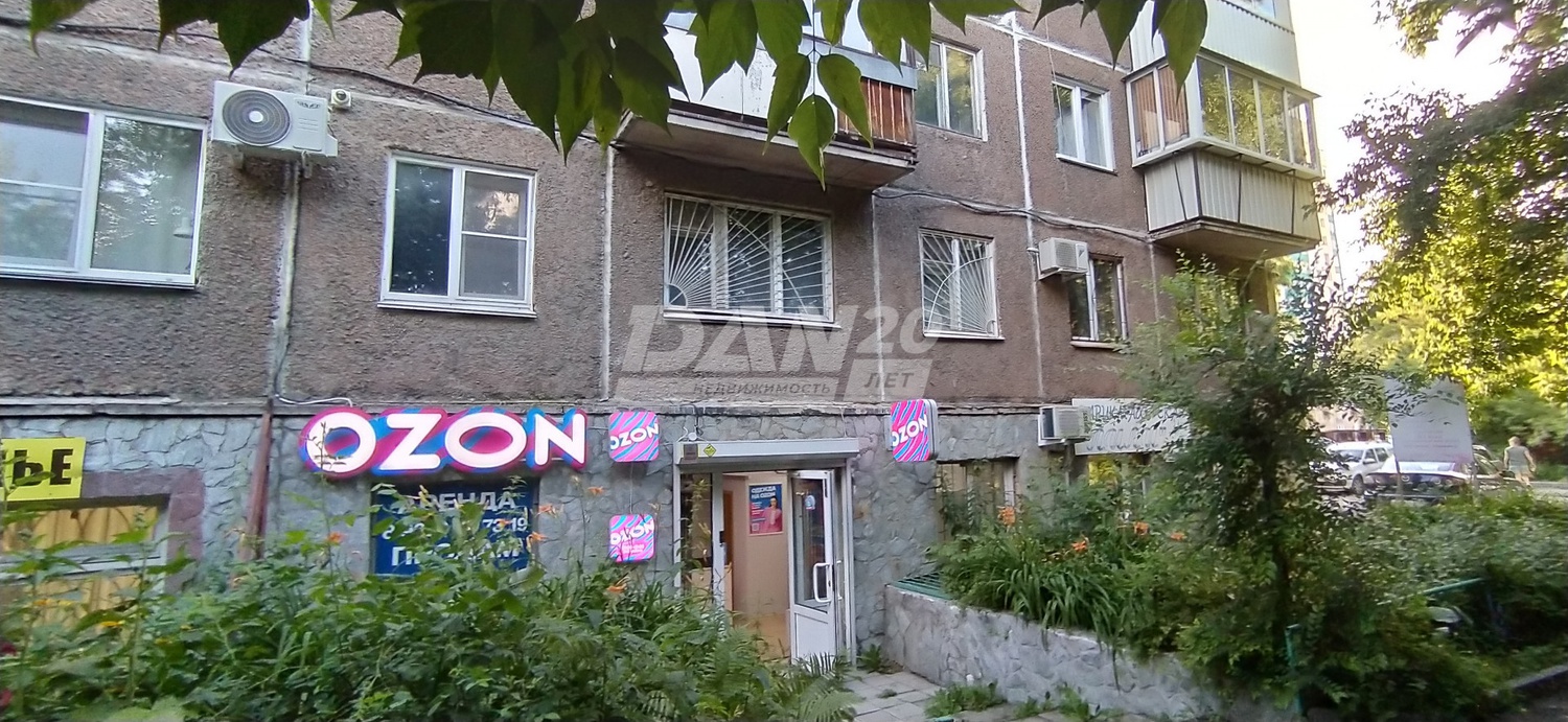 Торговая площадь 42,7 м²