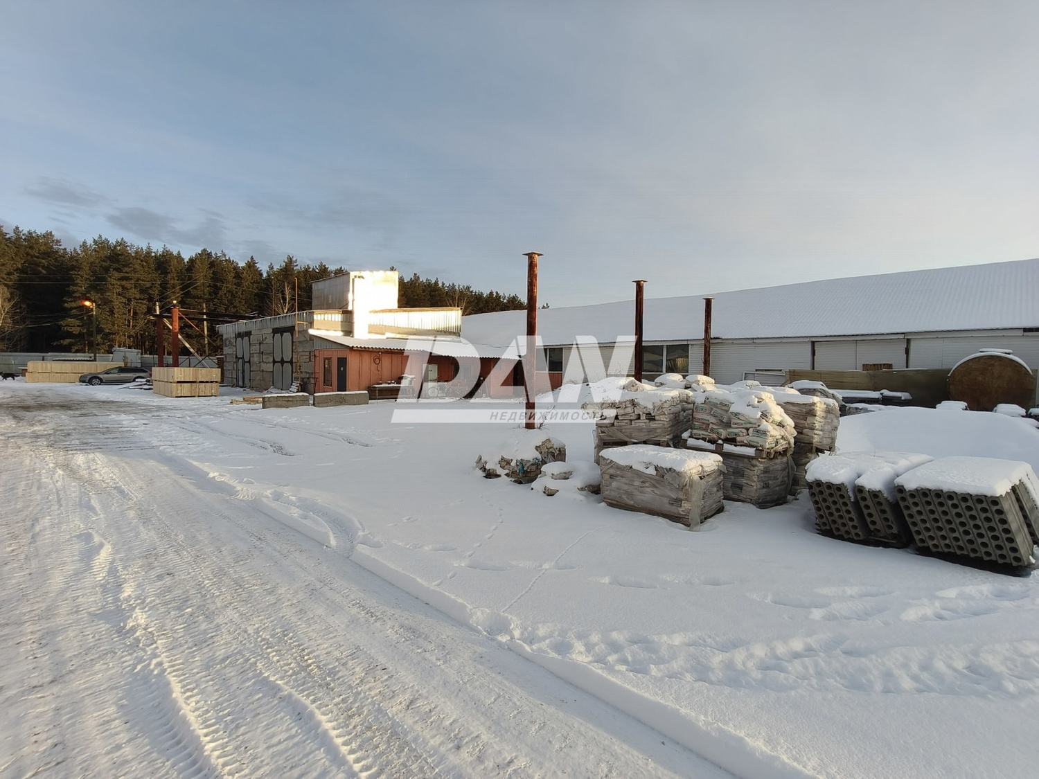 Производственное помещение 1627 м²