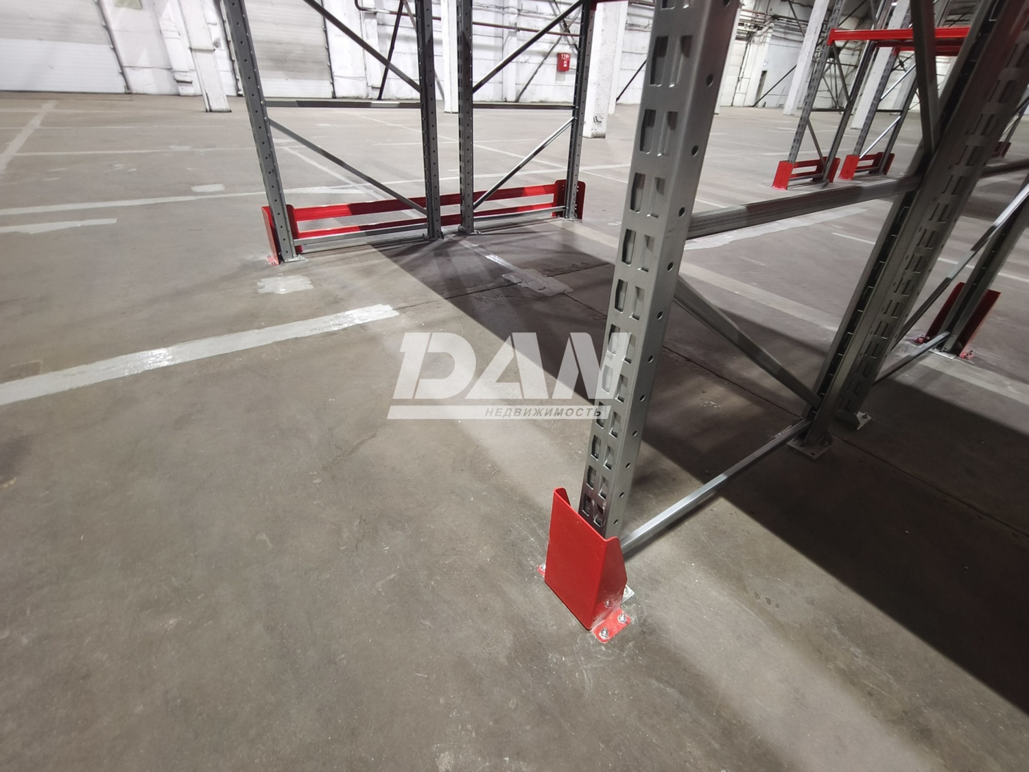 Склад 7468 м²