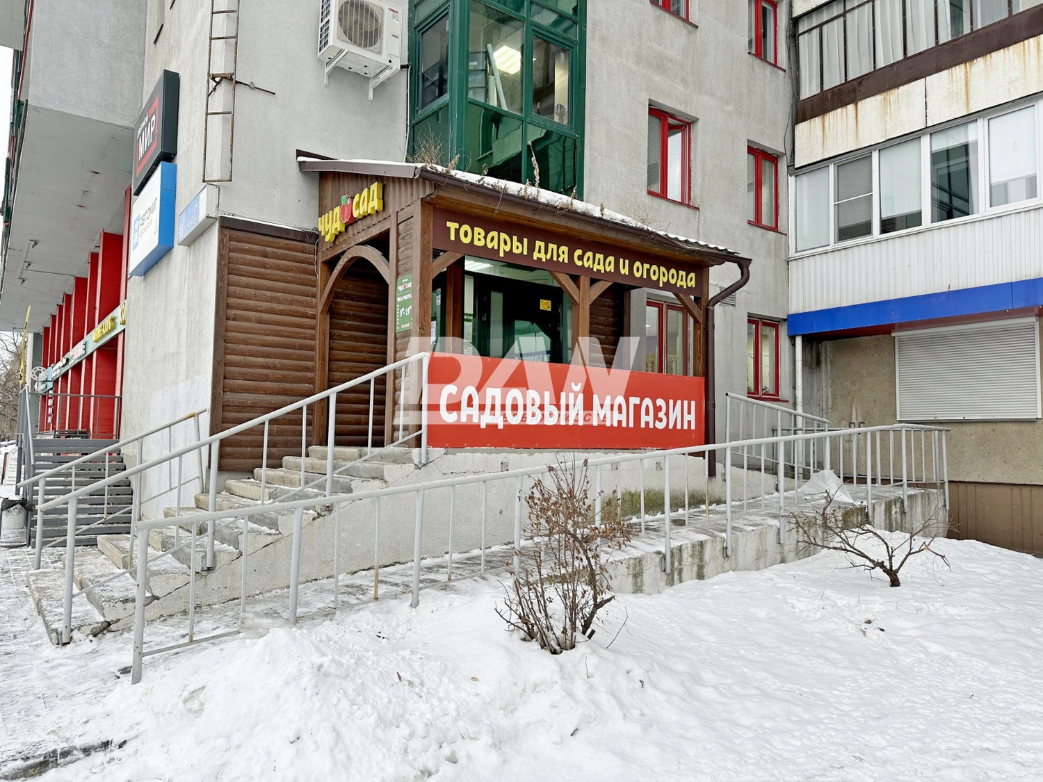 Торговое помещение 85 м²