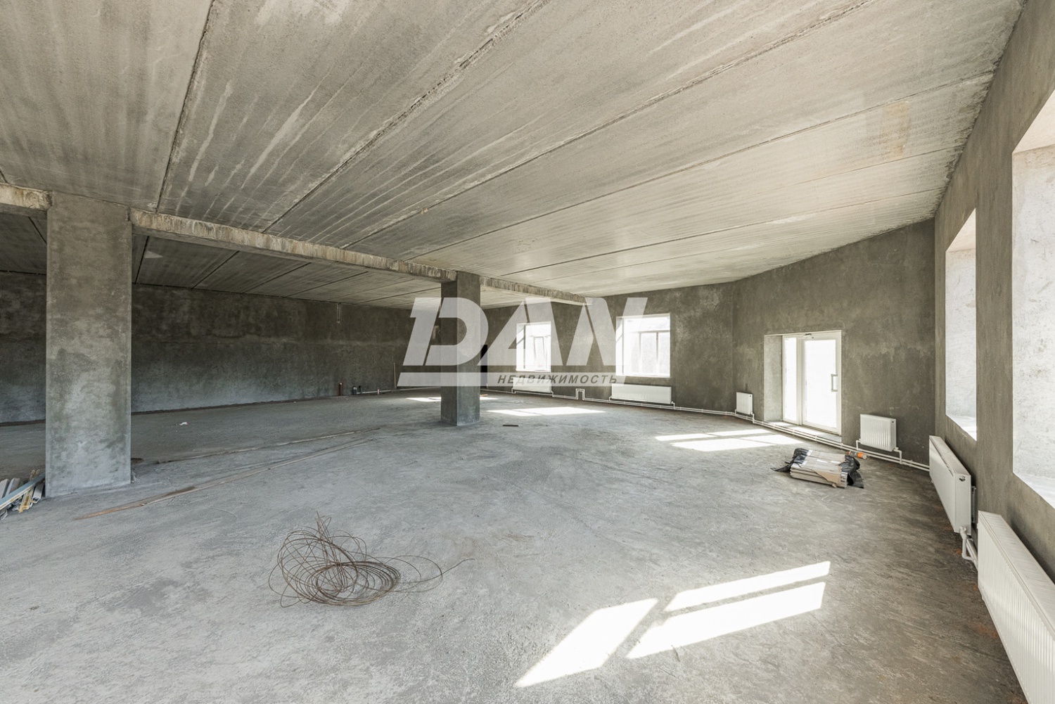 Торговое помещение 180 м²