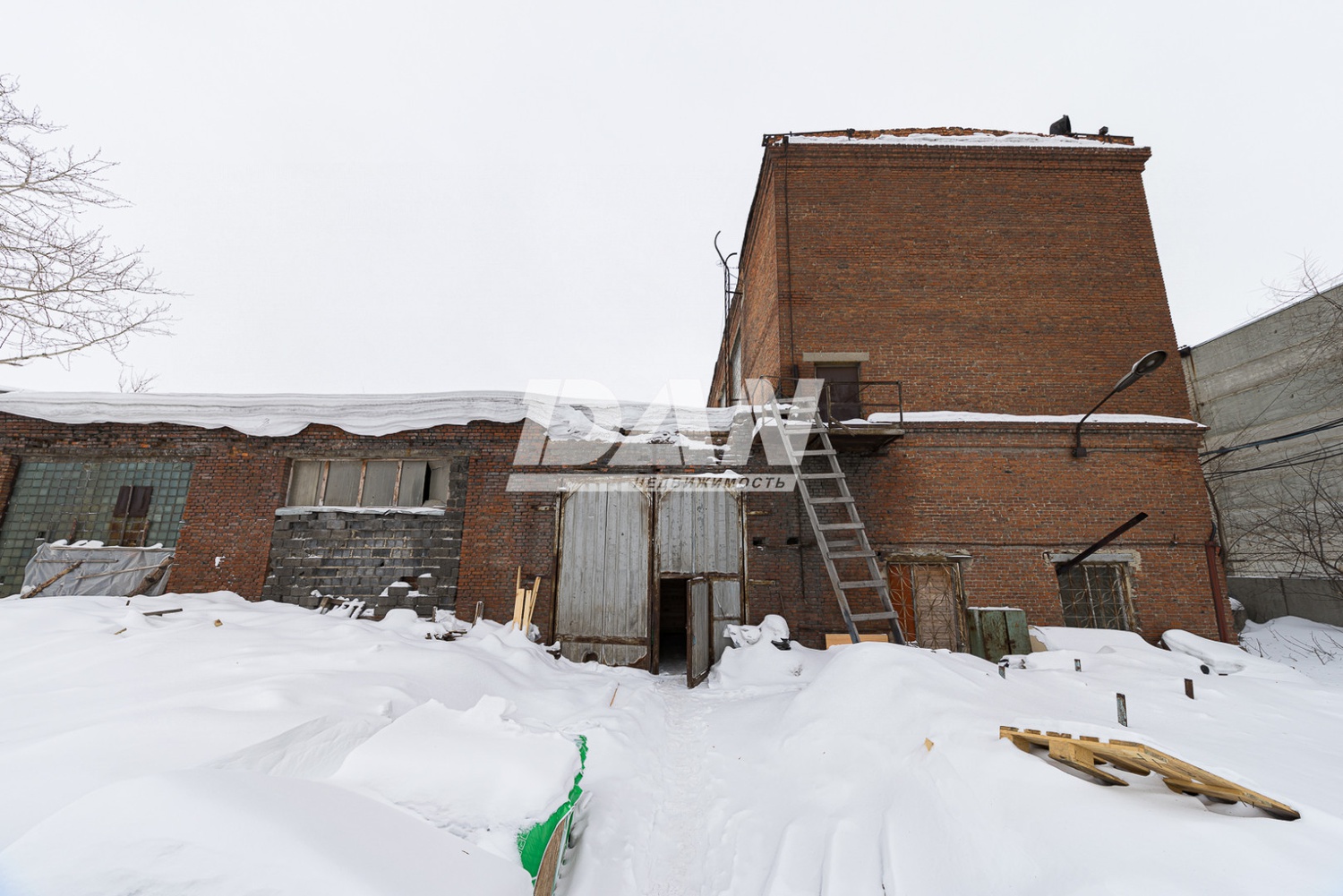 Производственное помещение 2247 м²