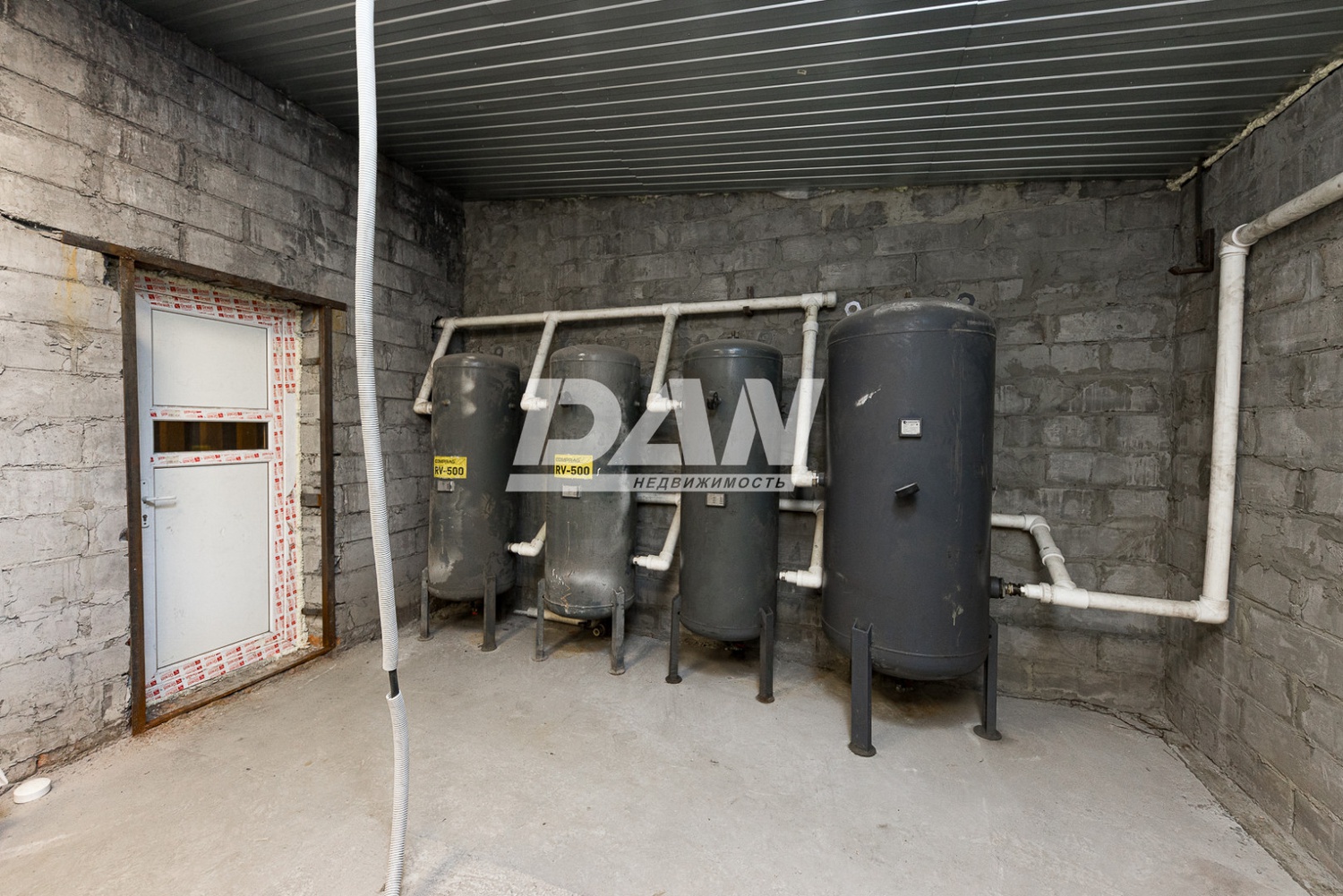 Производственное помещение 1200 м²