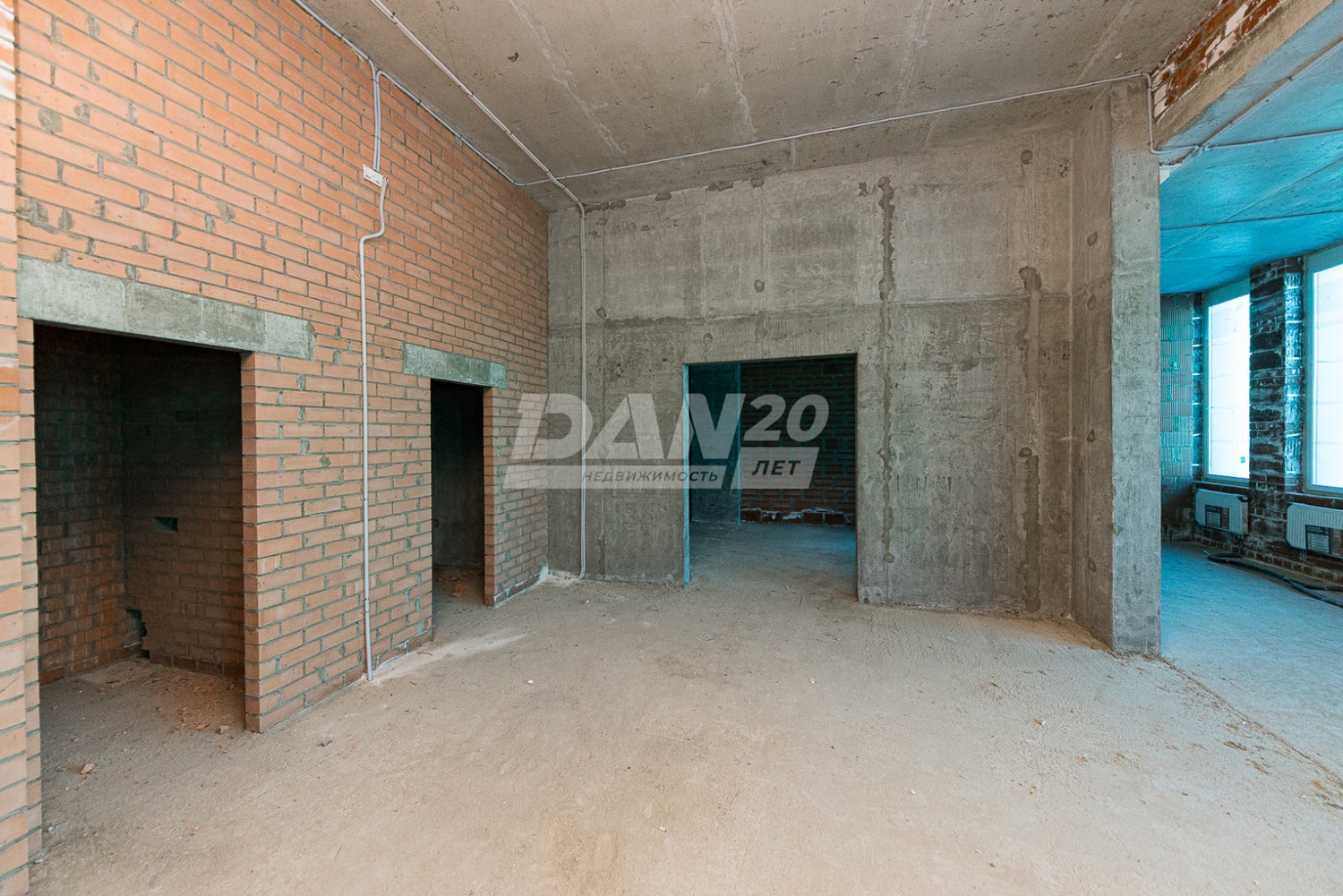 Торговая площадь 313,6 м²