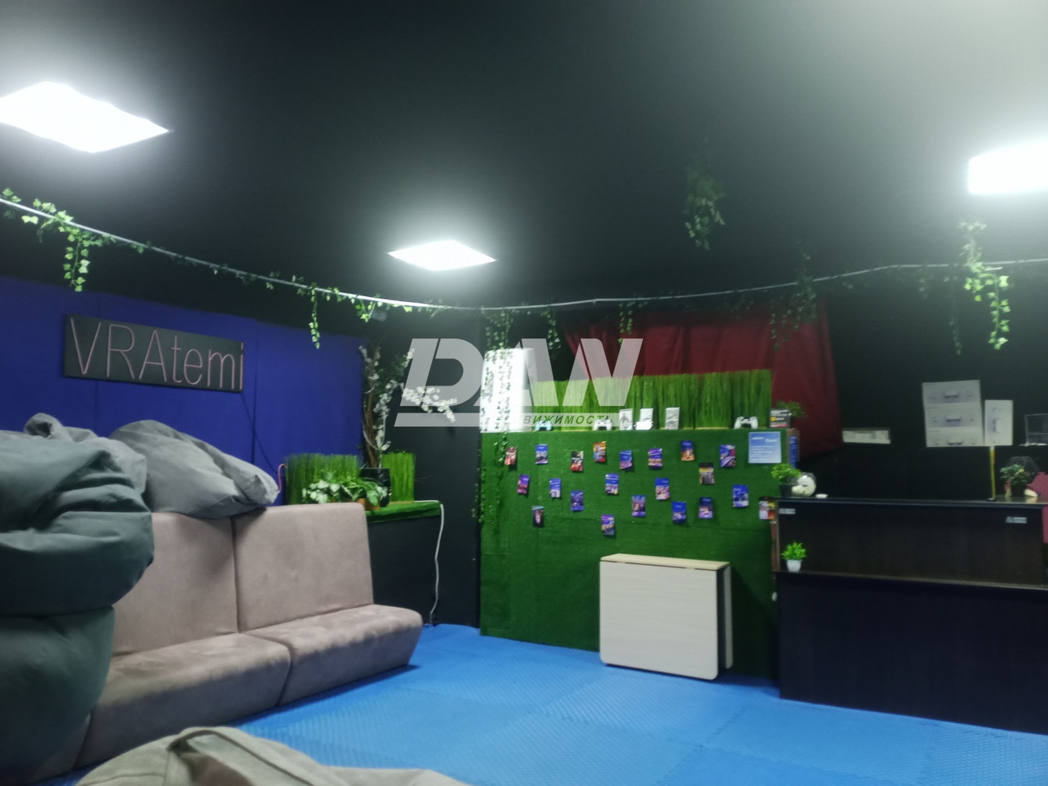 Помещение свободного назначения 255 м²