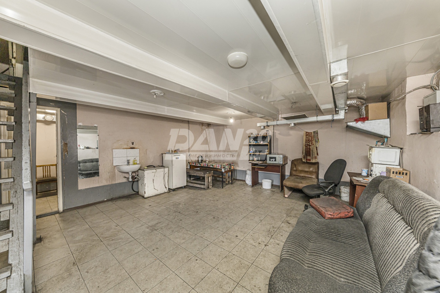 Производственное помещение 940 м²