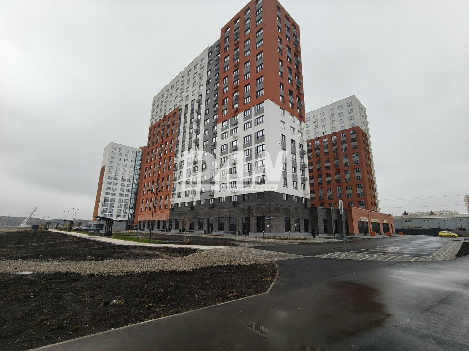 Торговое помещение 82,7 м²