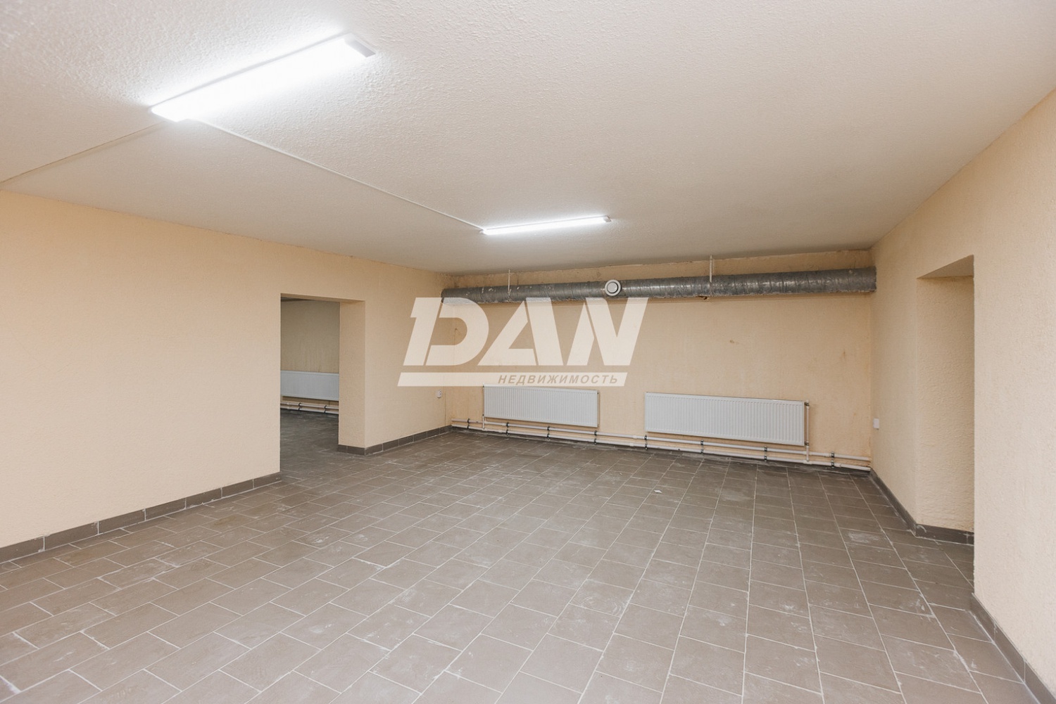 Помещение свободного назначения 610 м²