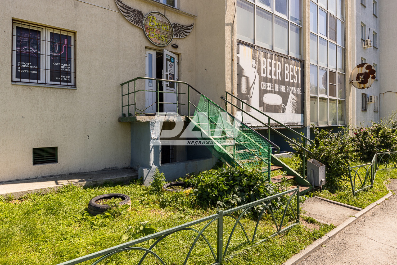 Торговая площадь 114,8 м²