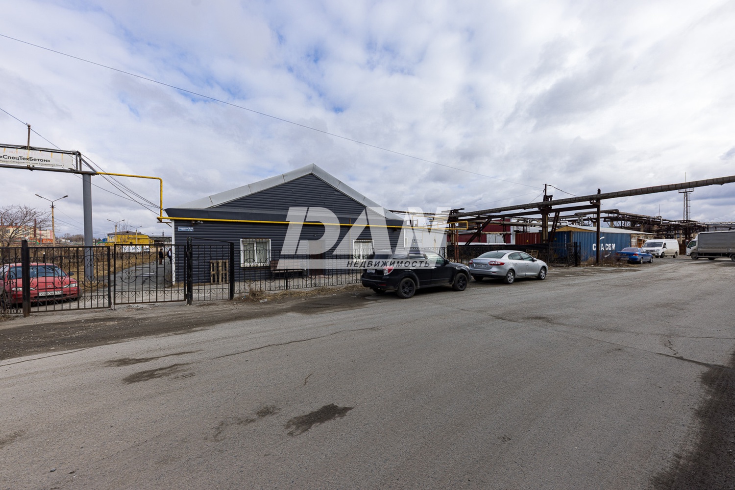 Производственное помещение 417 м²