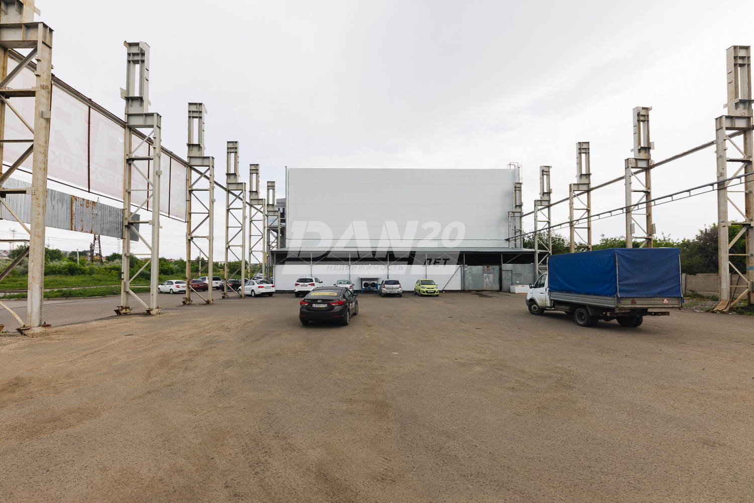 Торговая площадь 5000 м²