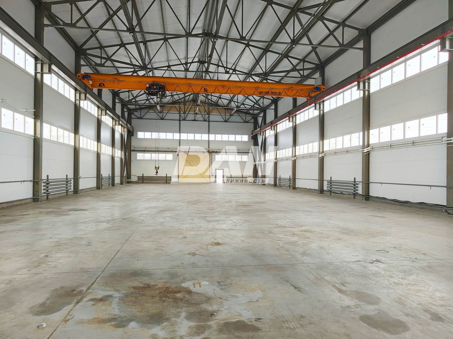 Производственное помещение 900 м²