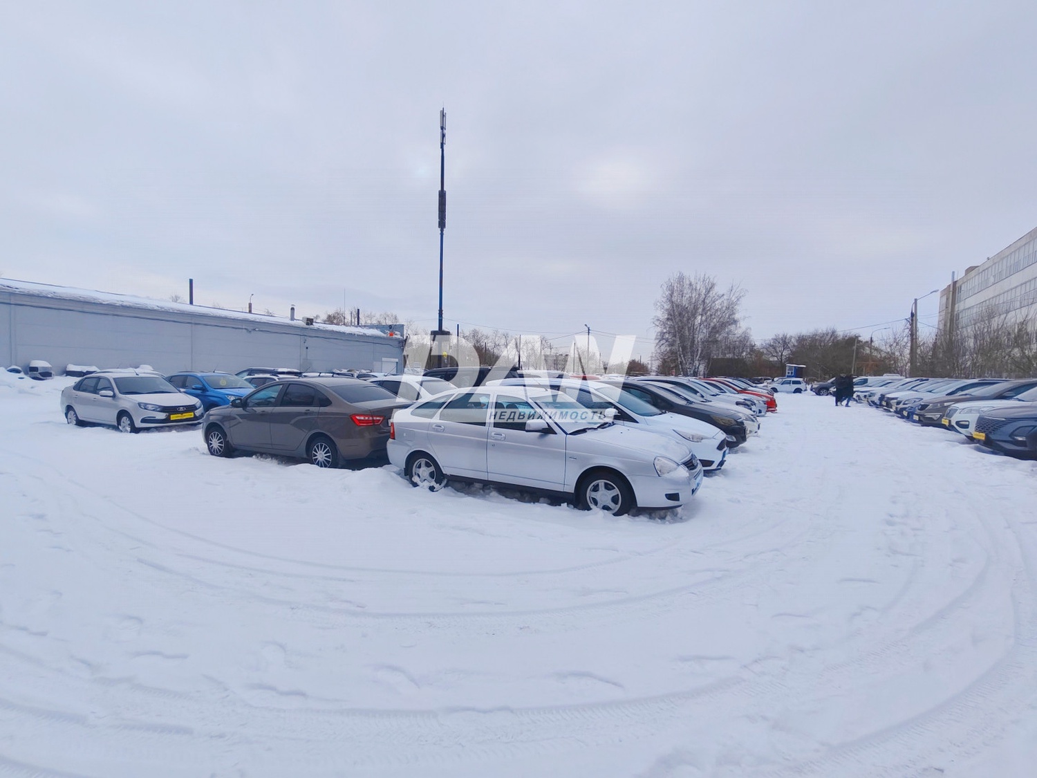 Торговое помещение 300 м²